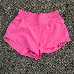 Lululemon Hot Pink Hotty Hot short high rise 2”